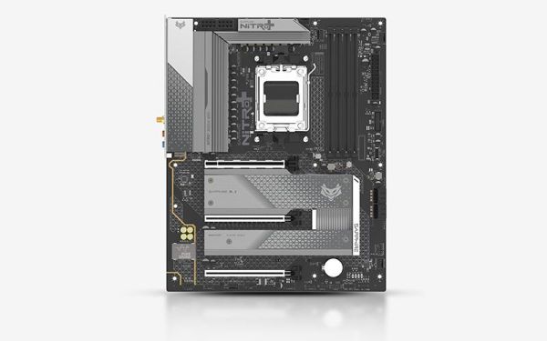 Материнcька плата SAPPHIRE NITRO+ B850A WIFI7 sAM5 B850 4xDDR5 M.2 HDMI DP Wi-Fi BT ATX