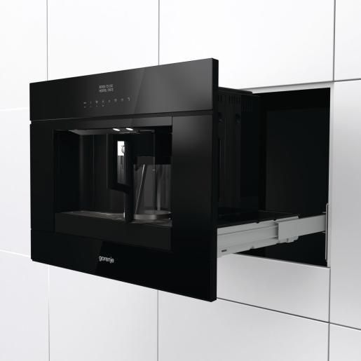 Кавомашина Gorenje вбудована, 1,8л, зерно+мелена, автомат.капуч, дисплей, сернор.керування, підсвітка, чорний